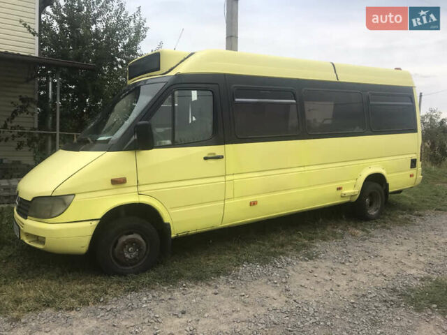 Желтый Мерседес Sprinter, объемом двигателя 2.15 л и пробегом 5 тыс. км за 6300 $, фото 1 на Automoto.ua