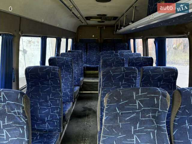 Жовтий Мерседес Sprinter, об'ємом двигуна 2.15 л та пробігом 800 тис. км за 6500 $, фото 19 на Automoto.ua