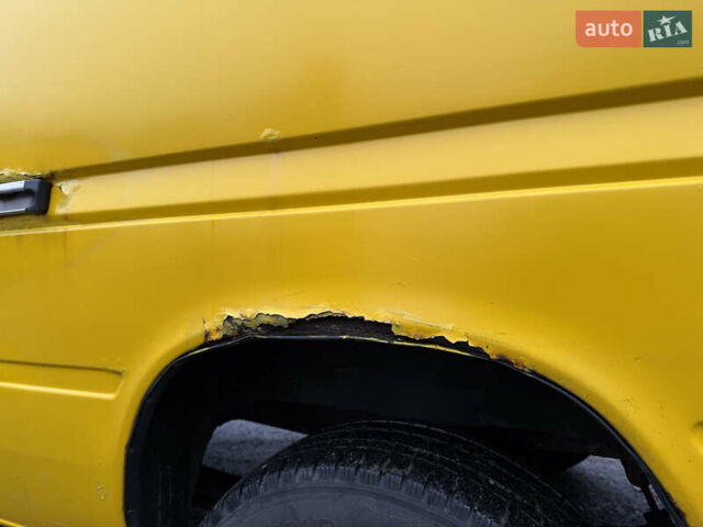 Жовтий Мерседес Sprinter, об'ємом двигуна 2.15 л та пробігом 800 тис. км за 6500 $, фото 9 на Automoto.ua