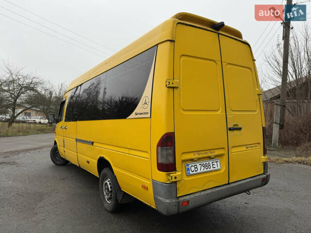 Жовтий Мерседес Sprinter, об'ємом двигуна 2.15 л та пробігом 800 тис. км за 6500 $, фото 10 на Automoto.ua