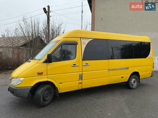 Жовтий Мерседес Sprinter, об'ємом двигуна 2.15 л та пробігом 800 тис. км за 6500 $, фото 2 на Automoto.ua