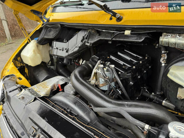 Жовтий Мерседес Sprinter, об'ємом двигуна 2.15 л та пробігом 800 тис. км за 6500 $, фото 26 на Automoto.ua