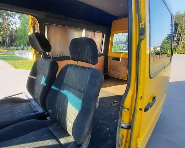 Жовтий Мерседес Sprinter, об'ємом двигуна 2.69 л та пробігом 500 тис. км за 6999 $, фото 14 на Automoto.ua