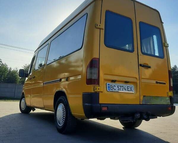 Жовтий Мерседес Sprinter, об'ємом двигуна 2.69 л та пробігом 500 тис. км за 6999 $, фото 1 на Automoto.ua