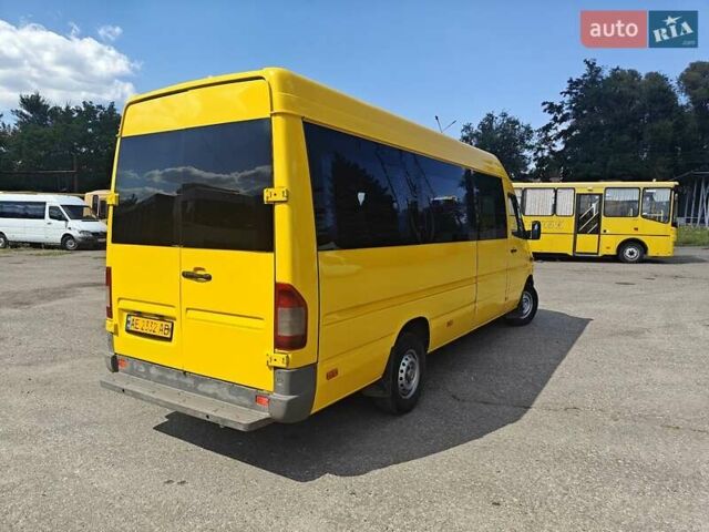 Жовтий Мерседес Sprinter, об'ємом двигуна 2.15 л та пробігом 600 тис. км за 9700 $, фото 1 на Automoto.ua
