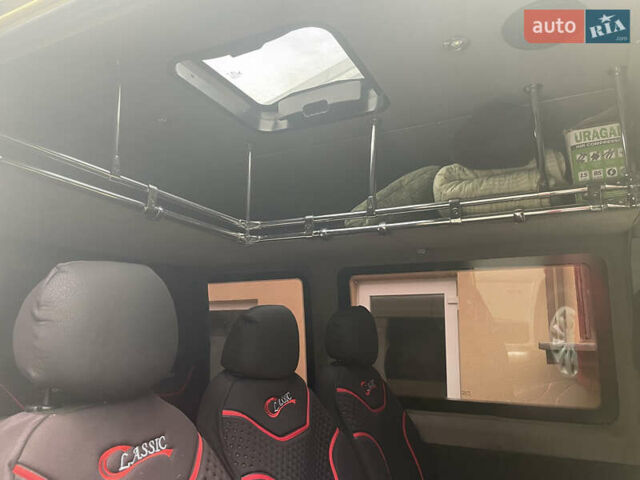 Желтый Мерседес Sprinter, объемом двигателя 0 л и пробегом 480 тыс. км за 10500 $, фото 10 на Automoto.ua