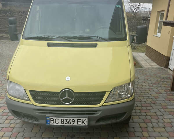 Желтый Мерседес Sprinter, объемом двигателя 0 л и пробегом 480 тыс. км за 10500 $, фото 5 на Automoto.ua