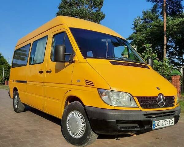 Жовтий Мерседес Sprinter, об'ємом двигуна 2.69 л та пробігом 500 тис. км за 6999 $, фото 9 на Automoto.ua