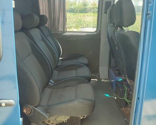 Желтый Мерседес Sprinter, объемом двигателя 2.1 л и пробегом 1 тыс. км за 8750 $, фото 11 на Automoto.ua