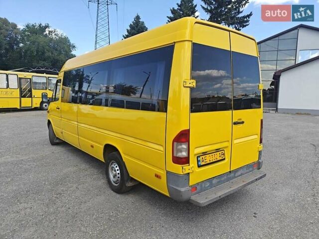 Жовтий Мерседес Sprinter, об'ємом двигуна 2.15 л та пробігом 600 тис. км за 9700 $, фото 2 на Automoto.ua