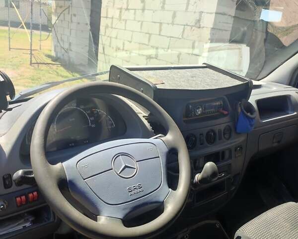 Желтый Мерседес Sprinter, объемом двигателя 2.1 л и пробегом 1 тыс. км за 8750 $, фото 13 на Automoto.ua