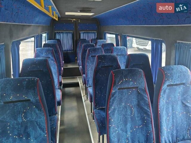 Жовтий Мерседес Sprinter, об'ємом двигуна 2.15 л та пробігом 600 тис. км за 9700 $, фото 5 на Automoto.ua