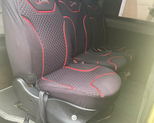 Желтый Мерседес Sprinter, объемом двигателя 0 л и пробегом 480 тыс. км за 10500 $, фото 9 на Automoto.ua