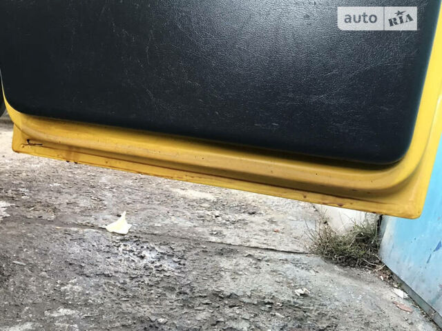 Жовтий Мерседес Sprinter, об'ємом двигуна 2.2 л та пробігом 268 тис. км за 13700 $, фото 8 на Automoto.ua