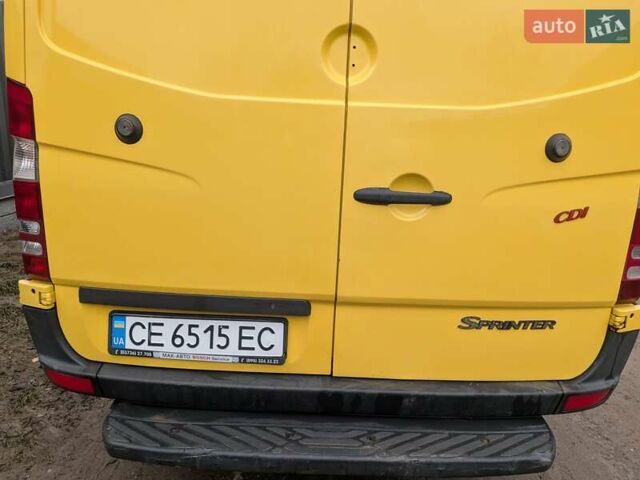 Желтый Мерседес Sprinter, объемом двигателя 2.9 л и пробегом 487 тыс. км за 15000 $, фото 10 на Automoto.ua