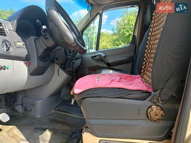Жовтий Мерседес Sprinter, об'ємом двигуна 2.15 л та пробігом 750 тис. км за 13500 $, фото 6 на Automoto.ua
