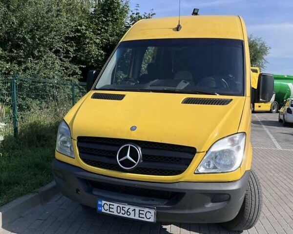 Желтый Мерседес Sprinter, объемом двигателя 3.22 л и пробегом 5 тыс. км за 11500 $, фото 9 на Automoto.ua