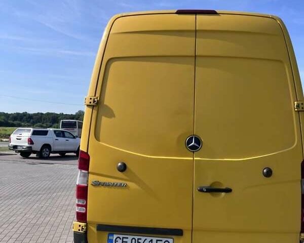 Желтый Мерседес Sprinter, объемом двигателя 3.22 л и пробегом 5 тыс. км за 11500 $, фото 6 на Automoto.ua
