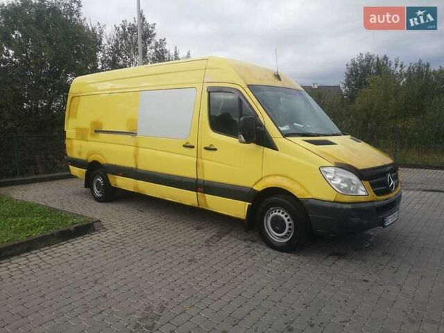 Жовтий Мерседес Sprinter, об'ємом двигуна 3 л та пробігом 640 тис. км за 11000 $, фото 7 на Automoto.ua