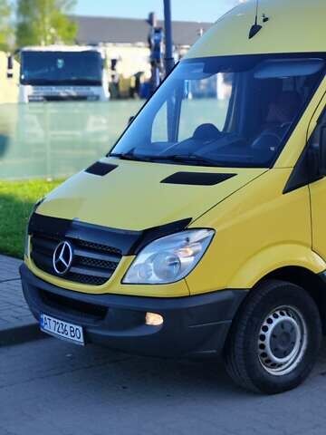 Мерседес Sprinter 2011 в Долине на Automoto.ua Желтый Мерседес Sprinter, объемом двигателя 3 л и пробегом 400 тыс. км за 25600 $, фото 2 на Automoto.ua