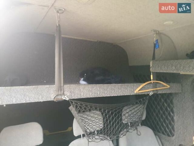 Жовтий Мерседес Sprinter, об'ємом двигуна 3 л та пробігом 640 тис. км за 11000 $, фото 9 на Automoto.ua