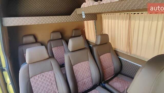 Мерседес Sprinter 2011 в Долине на Automoto.ua Желтый Мерседес Sprinter, объемом двигателя 3 л и пробегом 400 тыс. км за 25600 $, фото 5 на Automoto.ua