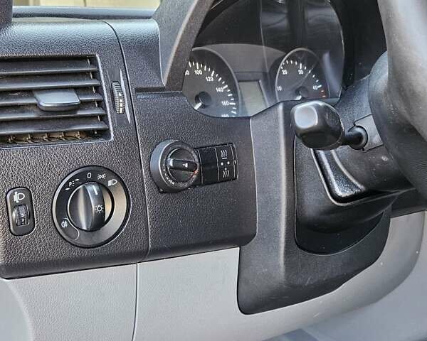 Желтый Мерседес Sprinter, объемом двигателя 2.2 л и пробегом 625 тыс. км за 14300 $, фото 17 на Automoto.ua