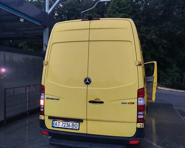 Мерседес Sprinter 2011 в Долине на Automoto.ua Желтый Мерседес Sprinter, объемом двигателя 3 л и пробегом 400 тыс. км за 25600 $, фото 7 на Automoto.ua