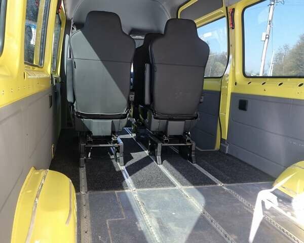 Желтый Мерседес Sprinter, объемом двигателя 0 л и пробегом 174 тыс. км за 26950 $, фото 15 на Automoto.ua