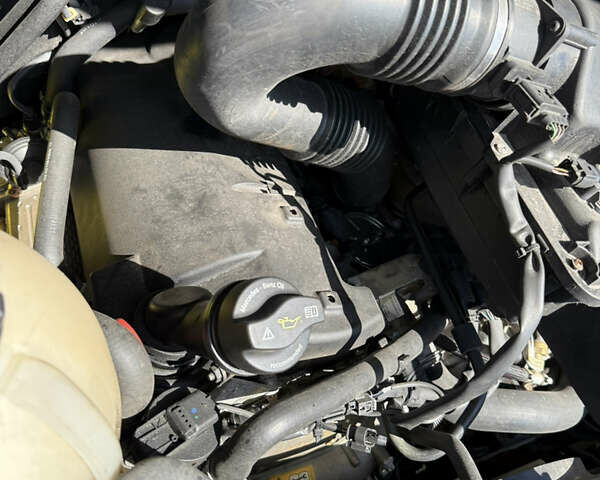 Желтый Мерседес Sprinter, объемом двигателя 3 л и пробегом 666 тыс. км за 23134 $, фото 13 на Automoto.ua