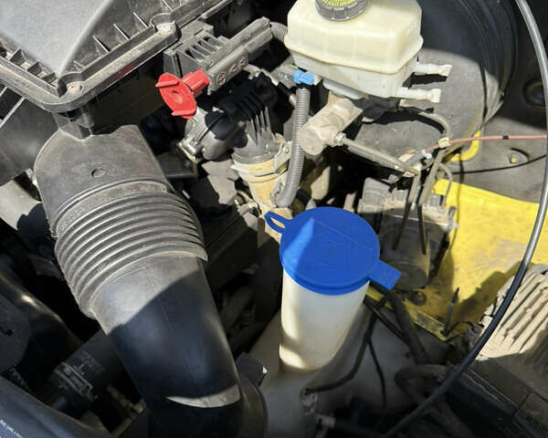 Желтый Мерседес Sprinter, объемом двигателя 3 л и пробегом 666 тыс. км за 23134 $, фото 14 на Automoto.ua