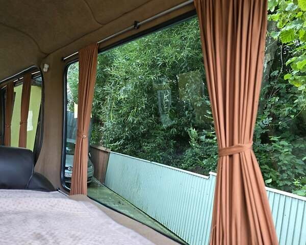 Желтый Мерседес Sprinter, объемом двигателя 2.2 л и пробегом 374 тыс. км за 26500 $, фото 15 на Automoto.ua