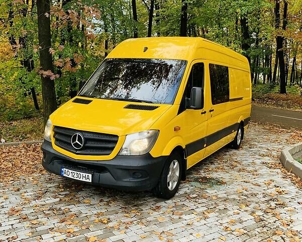 Жовтий Мерседес Sprinter, об'ємом двигуна 2.1 л та пробігом 159 тис. км за 18888 $, фото 1 на Automoto.ua