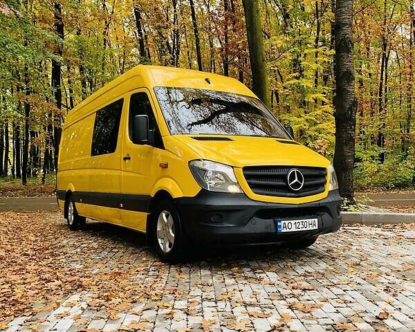 Жовтий Мерседес Sprinter, об'ємом двигуна 2.1 л та пробігом 159 тис. км за 18888 $, фото 42 на Automoto.ua