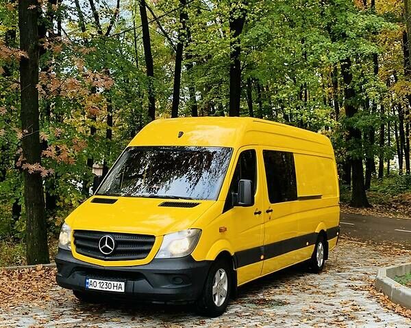 Жовтий Мерседес Sprinter, об'ємом двигуна 2.1 л та пробігом 159 тис. км за 18888 $, фото 18 на Automoto.ua