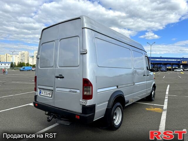 Серый Мерседес Sprinter, объемом двигателя 2.2 л и пробегом 464 тыс. км за 14500 $, фото 1 на Automoto.ua
