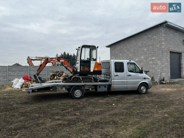 Серый Мерседес Sprinter, объемом двигателя 2.69 л и пробегом 331 тыс. км за 13800 $, фото 1 на Automoto.ua