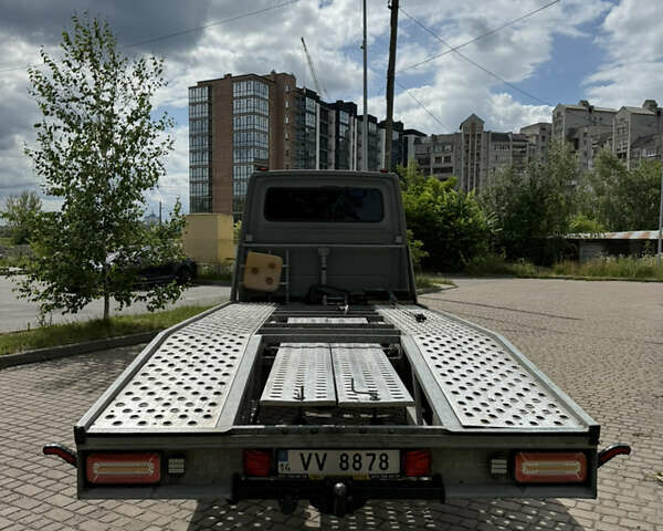 Серый Мерседес Sprinter, объемом двигателя 3 л и пробегом 575 тыс. км за 23500 $, фото 4 на Automoto.ua