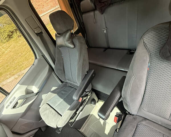 Серый Мерседес Sprinter, объемом двигателя 3 л и пробегом 575 тыс. км за 23500 $, фото 15 на Automoto.ua