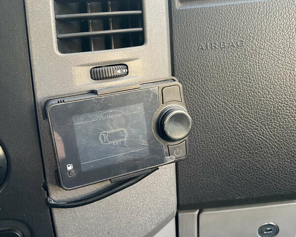 Серый Мерседес Sprinter, объемом двигателя 2.14 л и пробегом 331 тыс. км за 22000 $, фото 16 на Automoto.ua