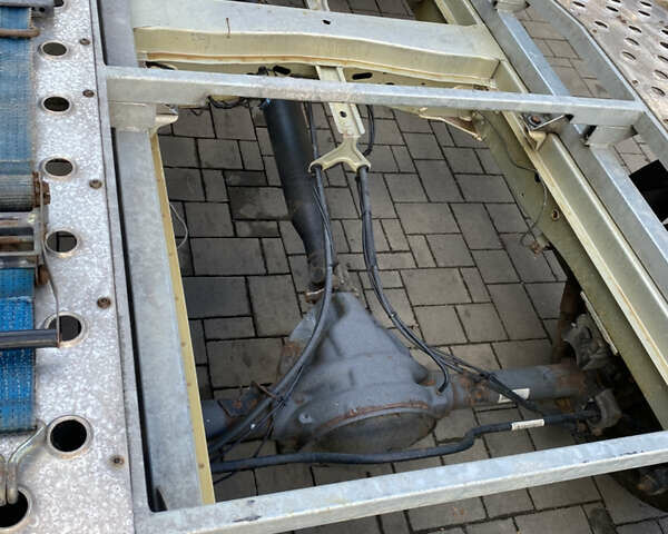 Серый Мерседес Sprinter, объемом двигателя 2.14 л и пробегом 331 тыс. км за 22000 $, фото 9 на Automoto.ua