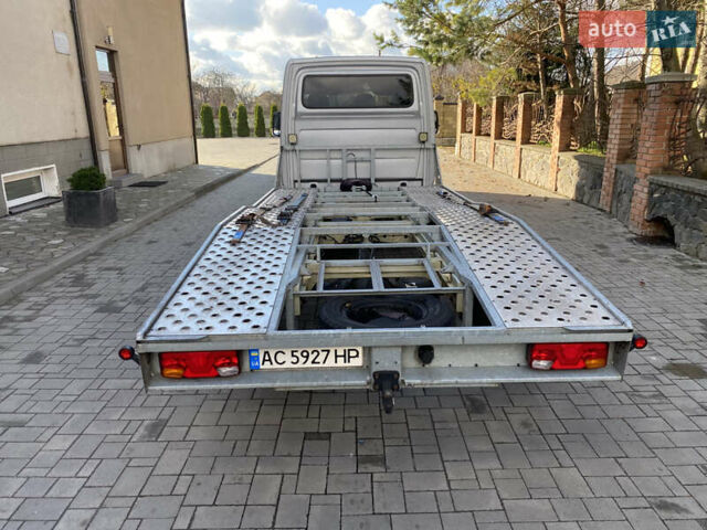 Серый Мерседес Sprinter, объемом двигателя 2.14 л и пробегом 331 тыс. км за 22000 $, фото 6 на Automoto.ua