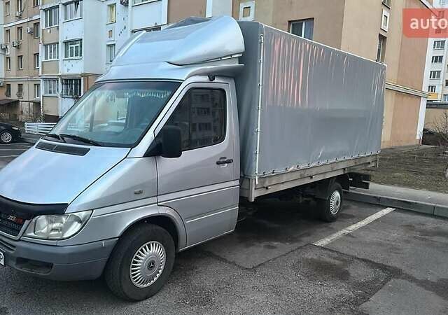 Мерседес Sprinter 2004 в Харькове на Automoto.ua Серый Мерседес Sprinter, объемом двигателя 2.2 л и пробегом 500 тыс. км за 12000 $, фото 12 на Automoto.ua