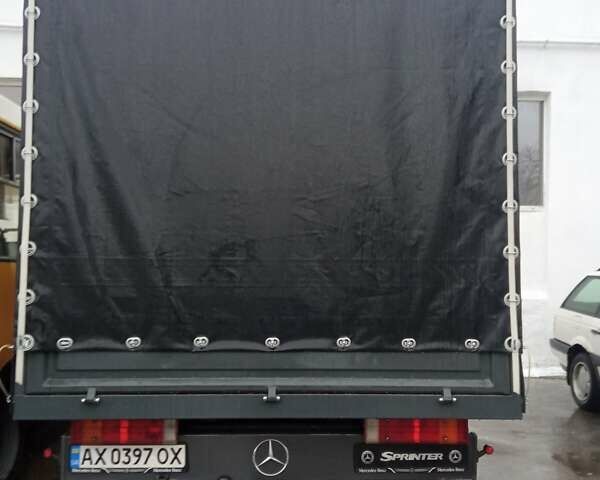 Серый Мерседес Sprinter, объемом двигателя 2.1 л и пробегом 340 тыс. км за 13500 $, фото 4 на Automoto.ua