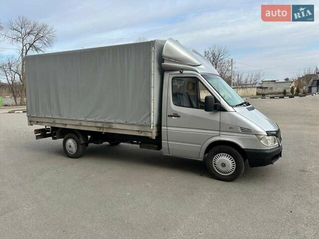 Мерседес Sprinter 2004 в Харькове на Automoto.ua Серый Мерседес Sprinter, объемом двигателя 2.2 л и пробегом 500 тыс. км за 12000 $, фото 3 на Automoto.ua