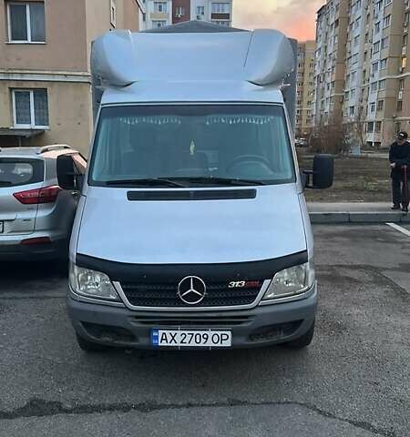 Мерседес Sprinter 2004 в Харькове на Automoto.ua Серый Мерседес Sprinter, объемом двигателя 2.2 л и пробегом 500 тыс. км за 12000 $, фото 13 на Automoto.ua