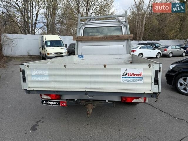 Серый Мерседес Sprinter, объемом двигателя 2.14 л и пробегом 187 тыс. км за 16240 $, фото 5 на Automoto.ua