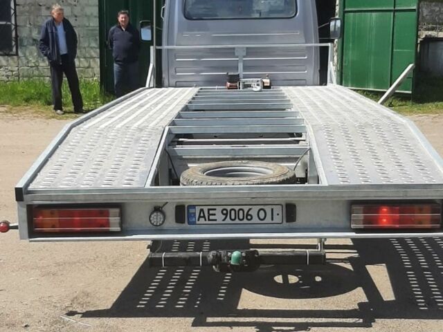 Серый Мерседес Sprinter, объемом двигателя 2.7 л и пробегом 320 тыс. км за 18000 $, фото 4 на Automoto.ua