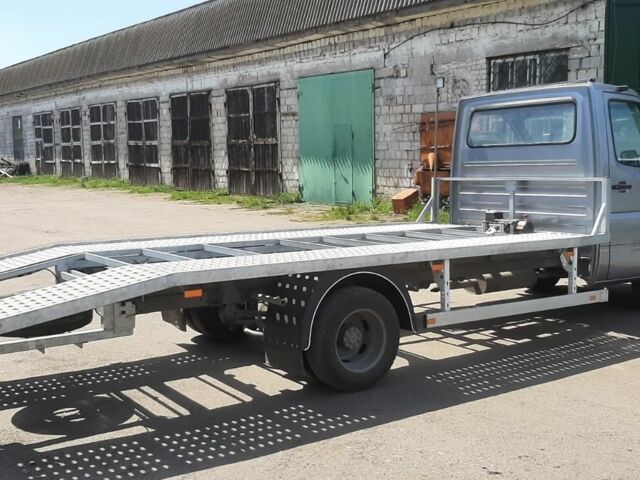 Серый Мерседес Sprinter, объемом двигателя 2.7 л и пробегом 320 тыс. км за 18000 $, фото 1 на Automoto.ua