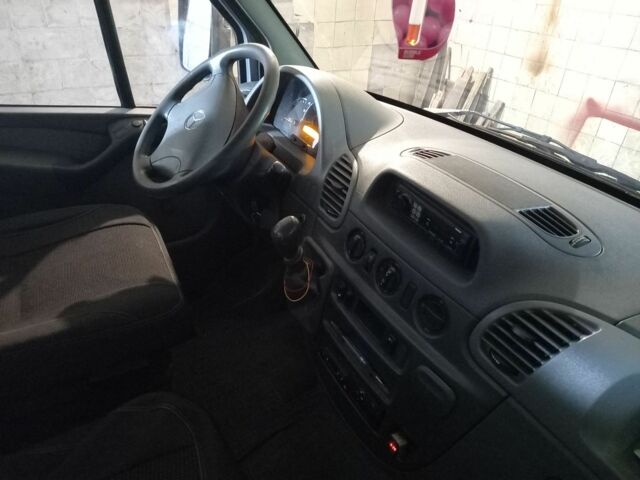 Серый Мерседес Sprinter, объемом двигателя 2.7 л и пробегом 320 тыс. км за 18000 $, фото 13 на Automoto.ua